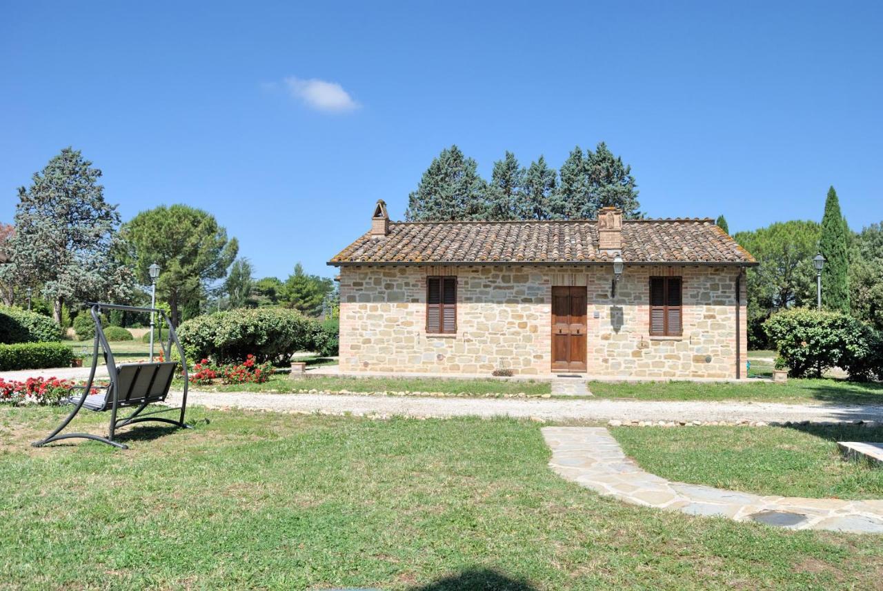 I Casali Della Ghisleria Villa Ospedalicchio Exterior photo