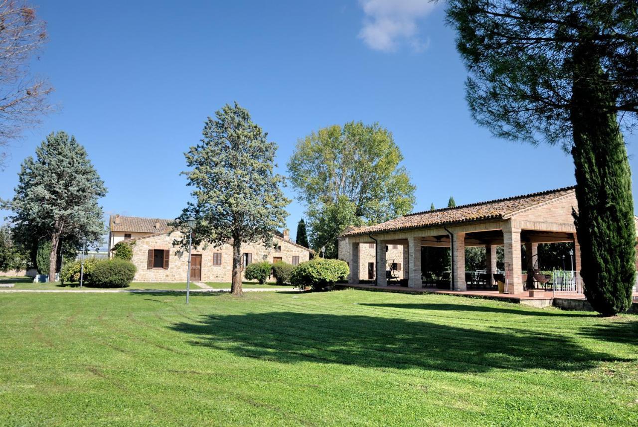 I Casali Della Ghisleria Villa Ospedalicchio Exterior photo