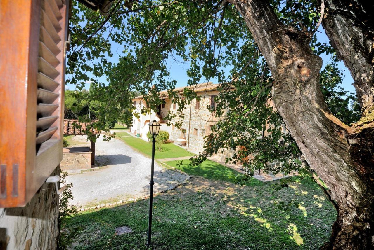 I Casali Della Ghisleria Villa Ospedalicchio Exterior photo