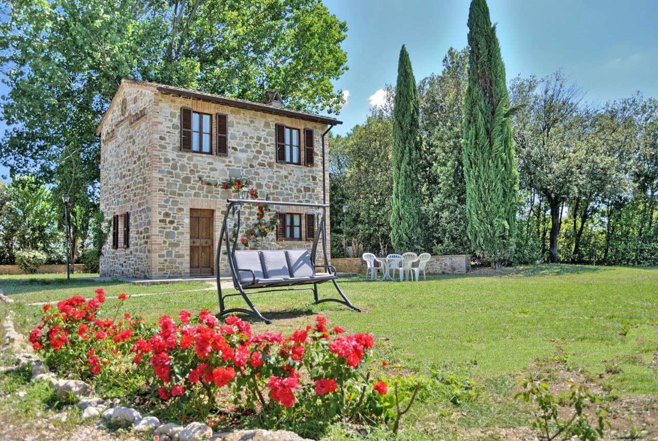 I Casali Della Ghisleria Villa Ospedalicchio Exterior photo