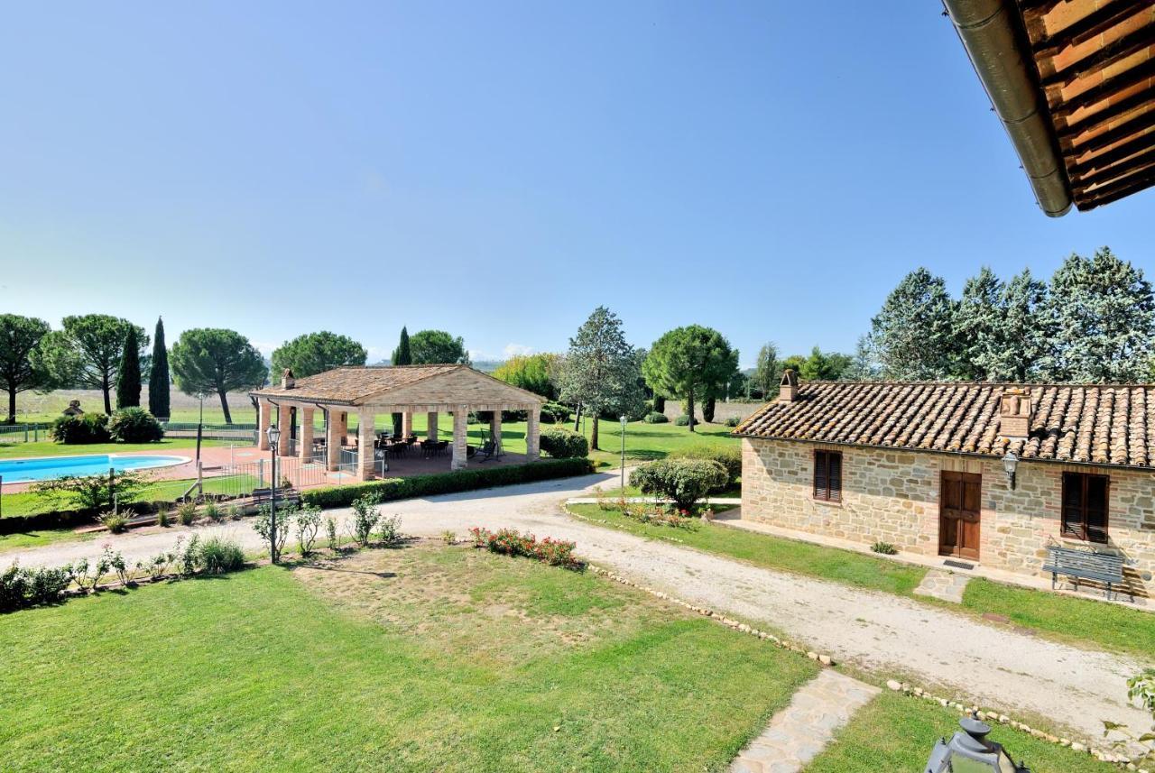 I Casali Della Ghisleria Villa Ospedalicchio Exterior photo